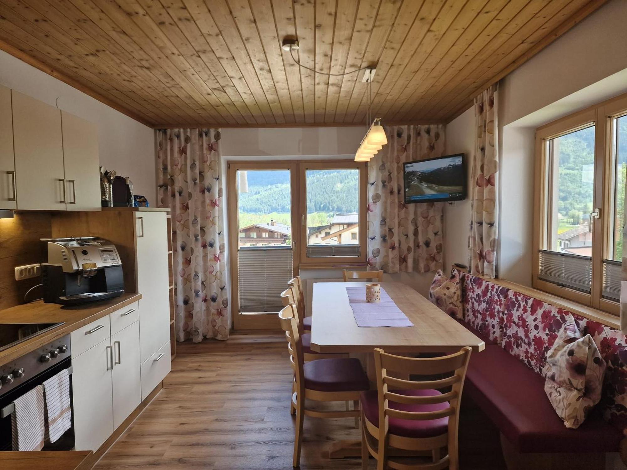 Haus Hoellerer Uttendorf Buitenkant foto